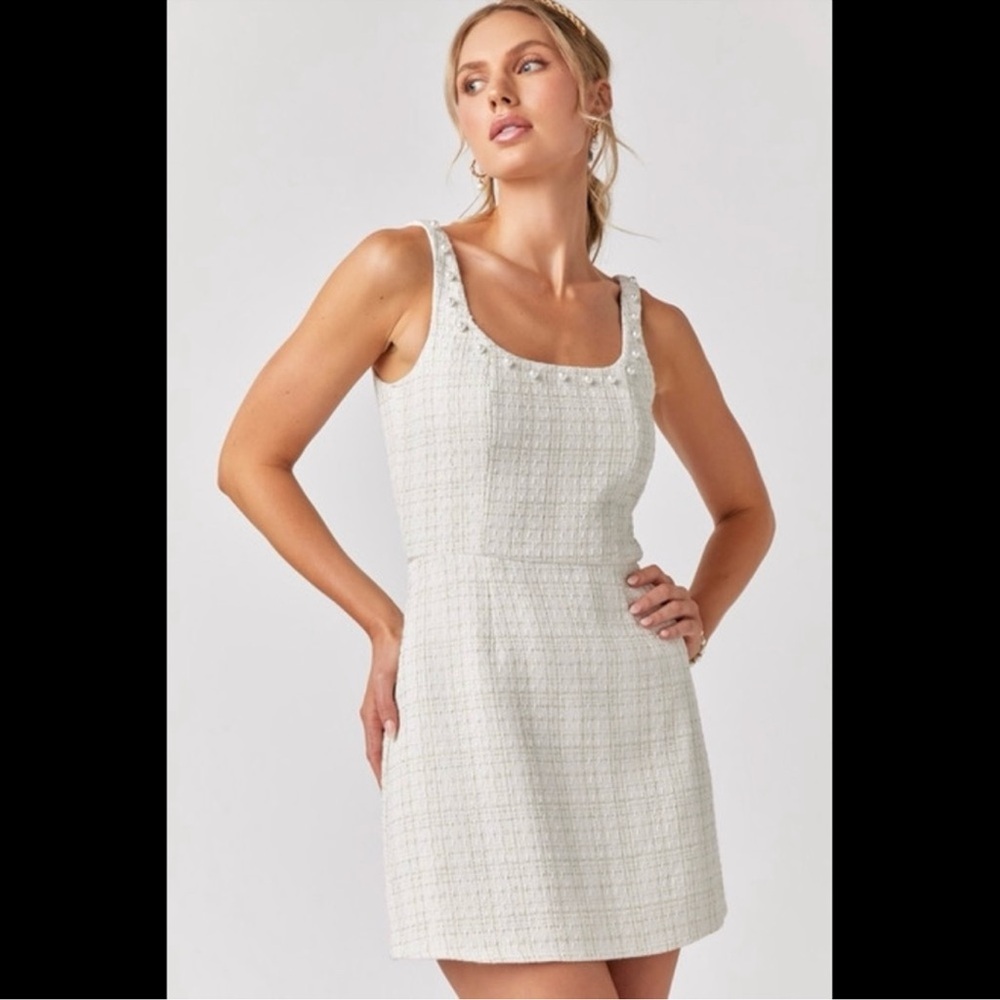 Francesca's Collections Ivory Tweed Mini Dress
